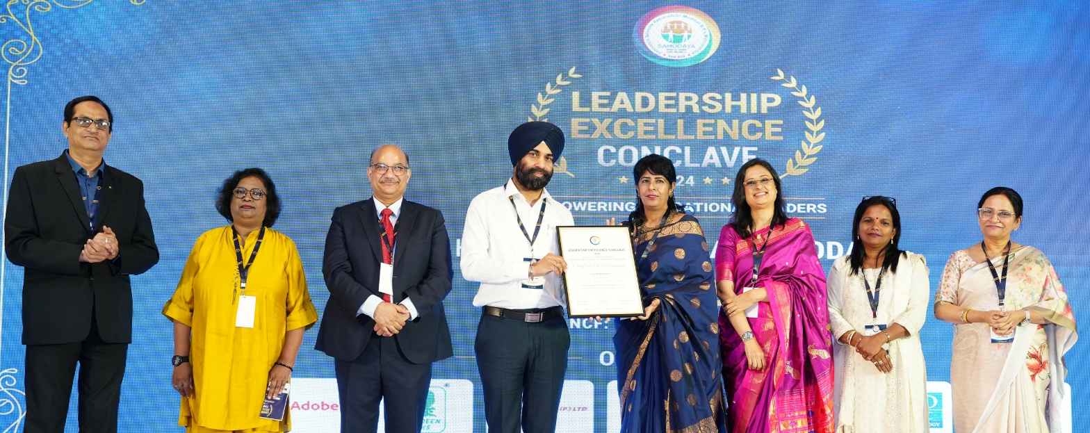🎉 Jaipuriar School Awarded Excellence in Academic Achievement Award 2024! 🎉 Presented by Dr. Manjit Singh, Deputy Secretary (PE & Sports), CBSE, at the Sahodaya Mumbai Leadership Excellence Conclave